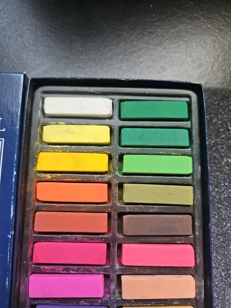 Faber-Castel Creative Studio Soft Pastels, 24 Count