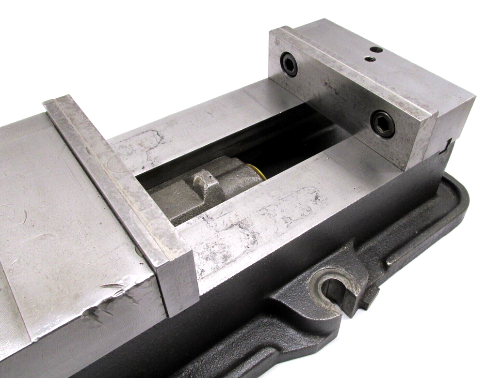 KURT ANGLOCK 6" MILLING MACHINE VISE w/ JAWS & HANDLE - #D60