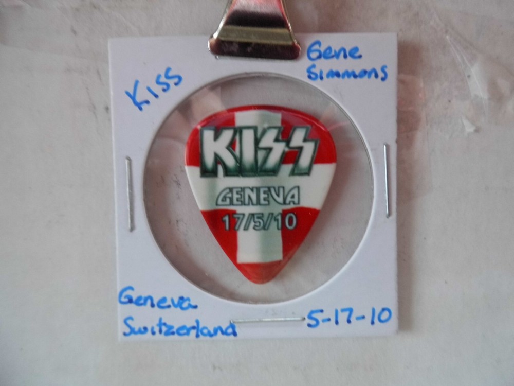 KISS "GENE SIMMONS" SWITZERLAND 2010 GUITAR PICK~READ DESCRIPTION #10~7