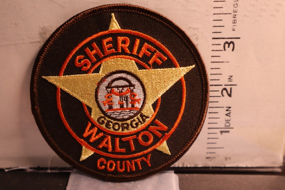 police patch   WALTON COUNTY SHERIFF    GEORGIA
