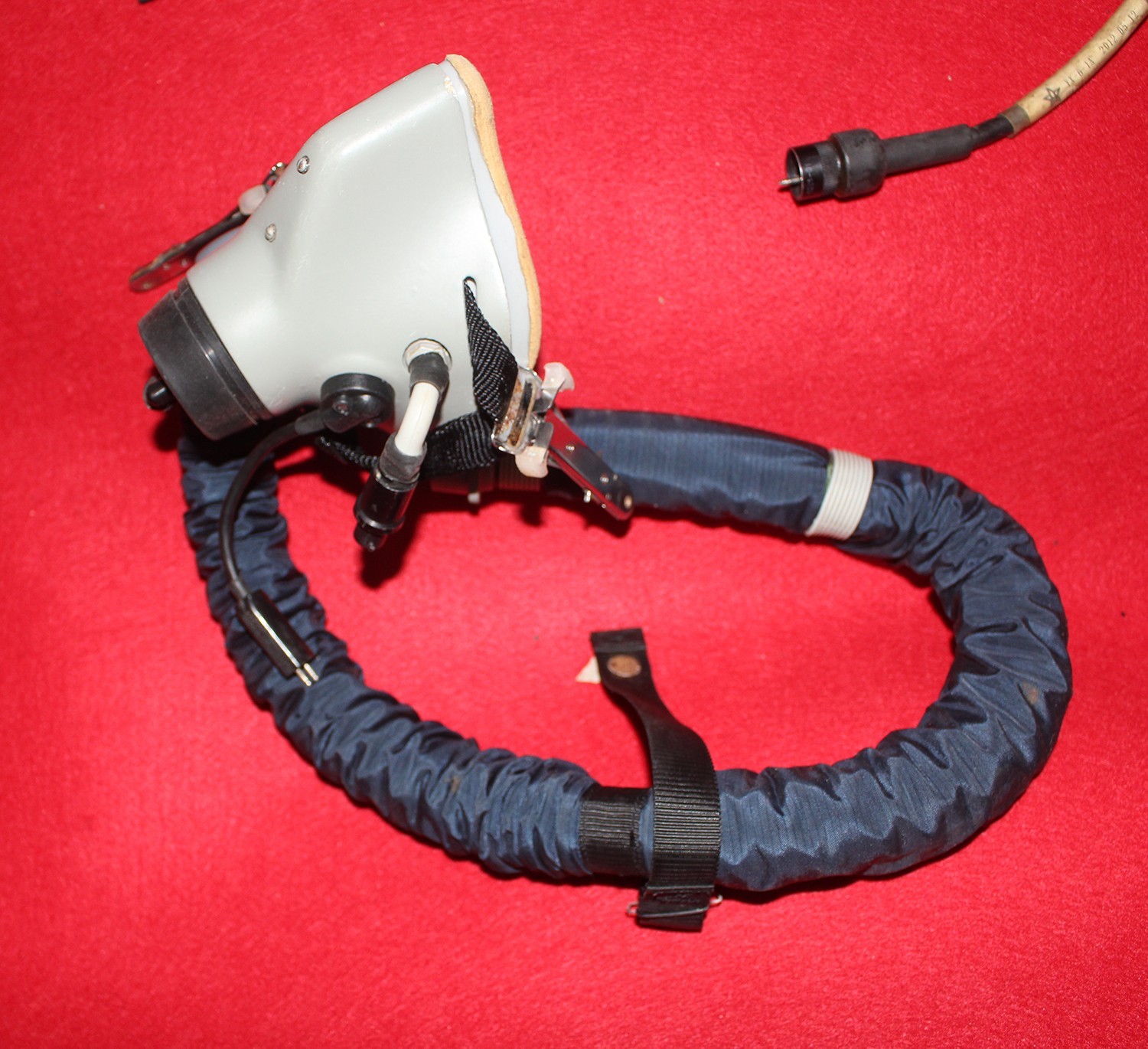 Fighter Pilot Fighting Air Force Oxygen Mask $ 199.9