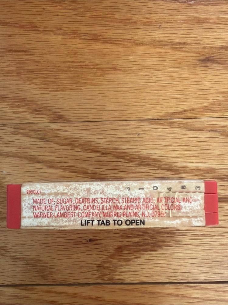 Vintage Dentyne Dynamints Plastic Mint Candy Container 1970s or 80s