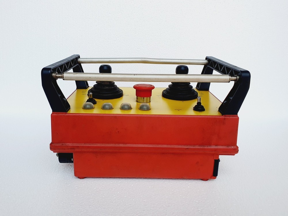 MICRO CONTROL MC-3000 + Winch Radio Remote Control # 1