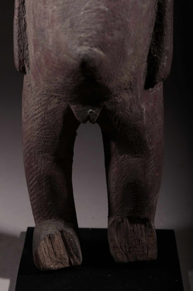 Statue Exceptionally 2610