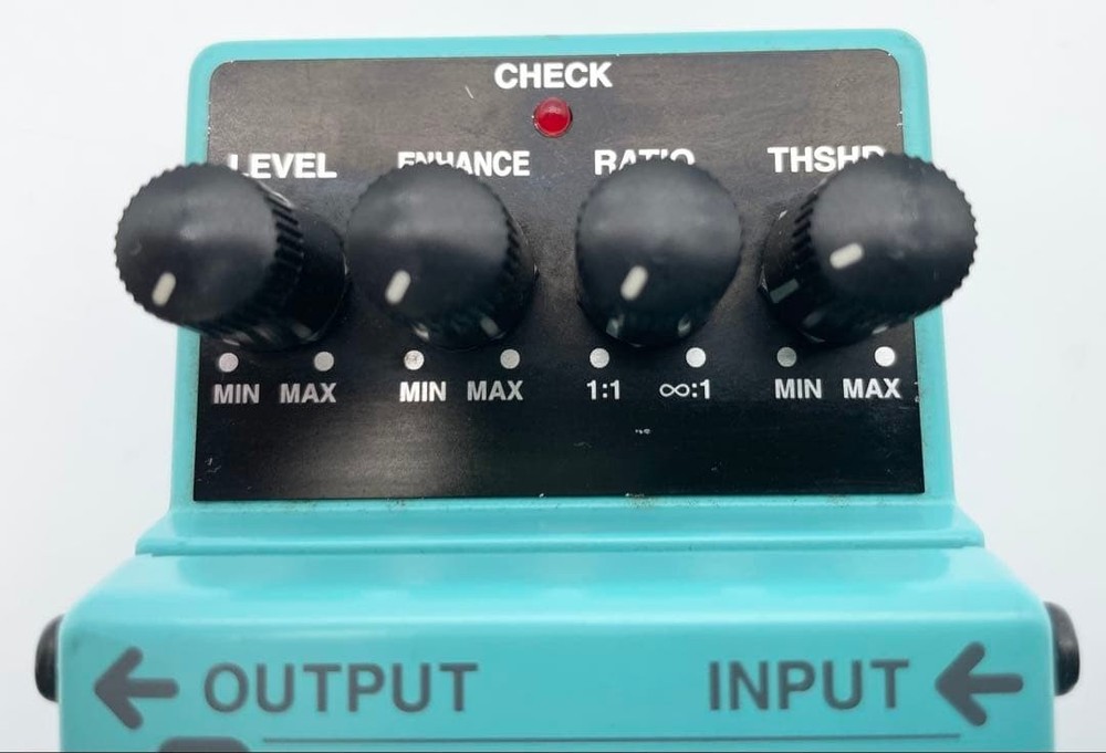 BOSS LMB-3 Bass Limiter Enhancer Compressor Pedal