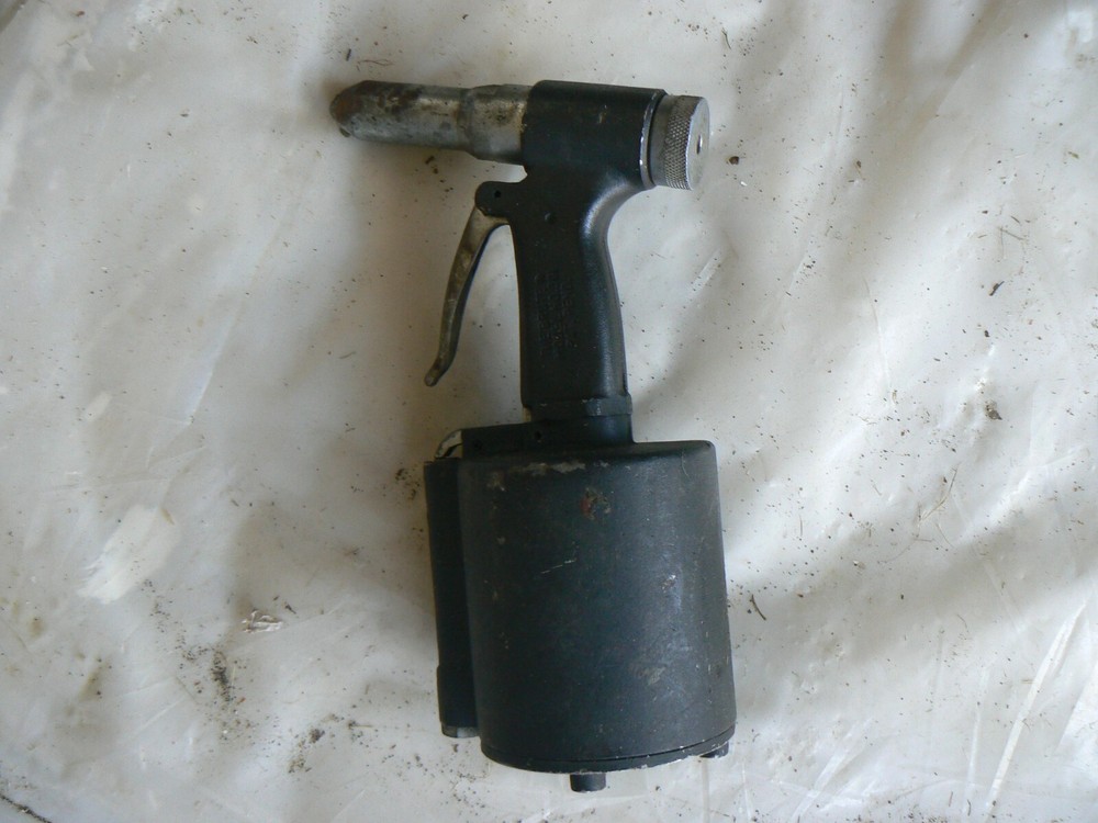 air riveter