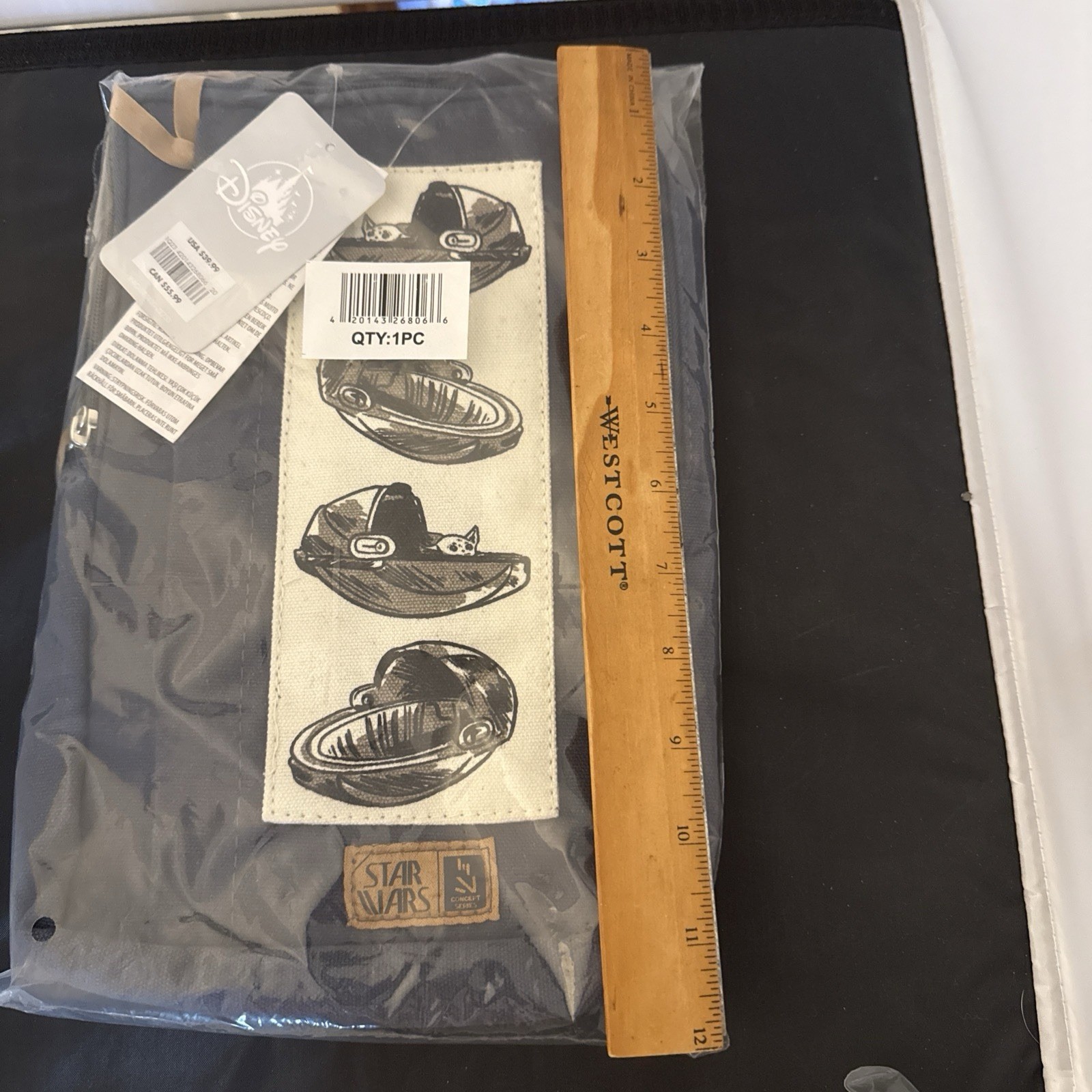 Disney Parks Star Wars The Mandalorian Baby Yoda Grogu Denim Sling Bag