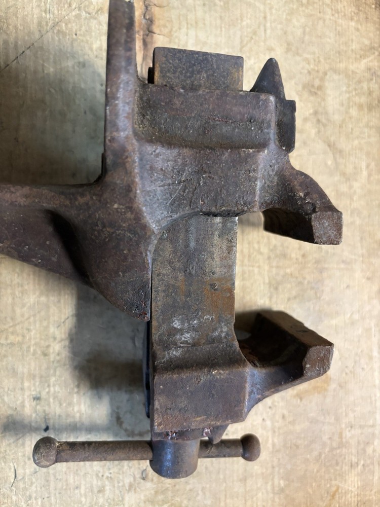 Antique Small Table Mount Mini Vise
