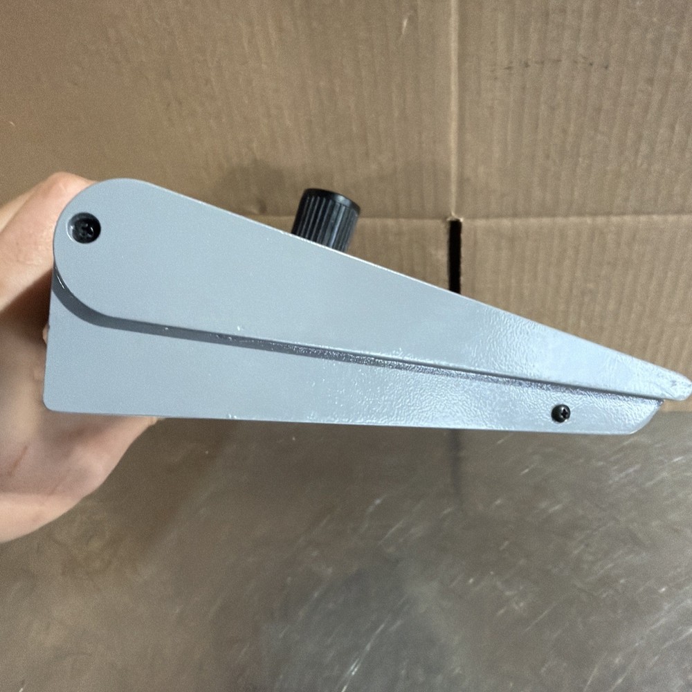 PELCO MULTIPLEXER KEYBOARD CONTROLLER, P/N KBD4000 WITH JOYSTICK.