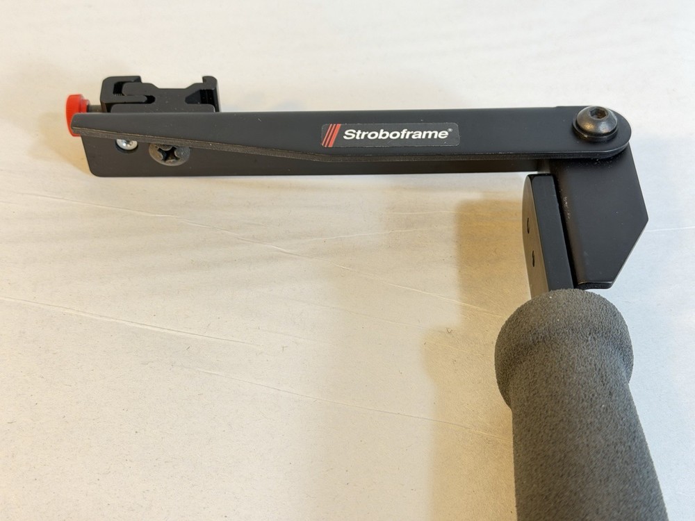 QuickFlip Stroboframe for 35mm SLR 310-635 Professional Flash Bracket