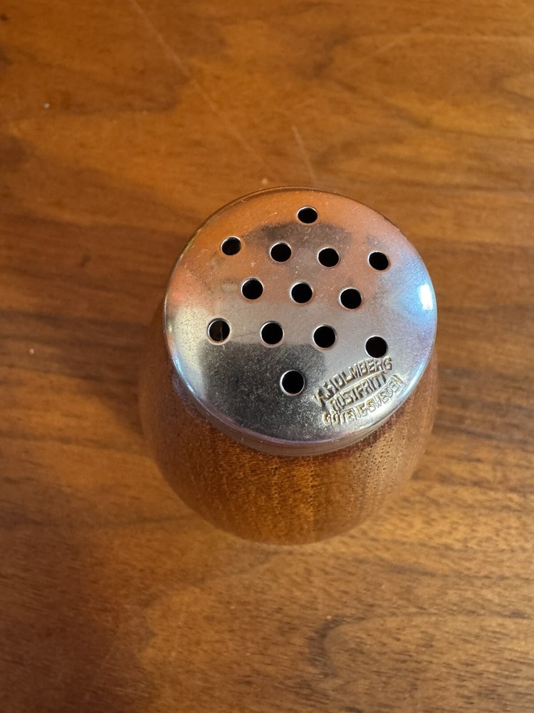Karl Holmberg 4 Piece Teak Shaker Set