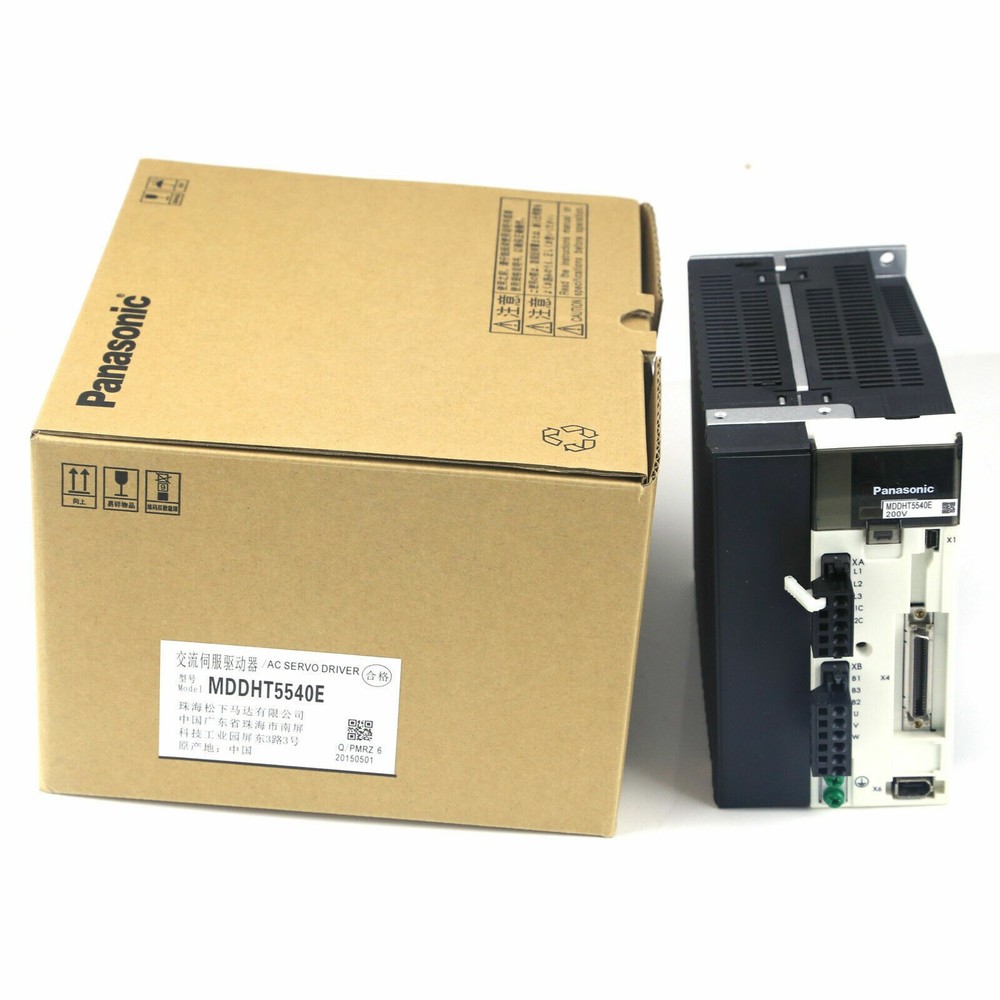 New In Box Panasonic MDDHT5540E Servo Drive
