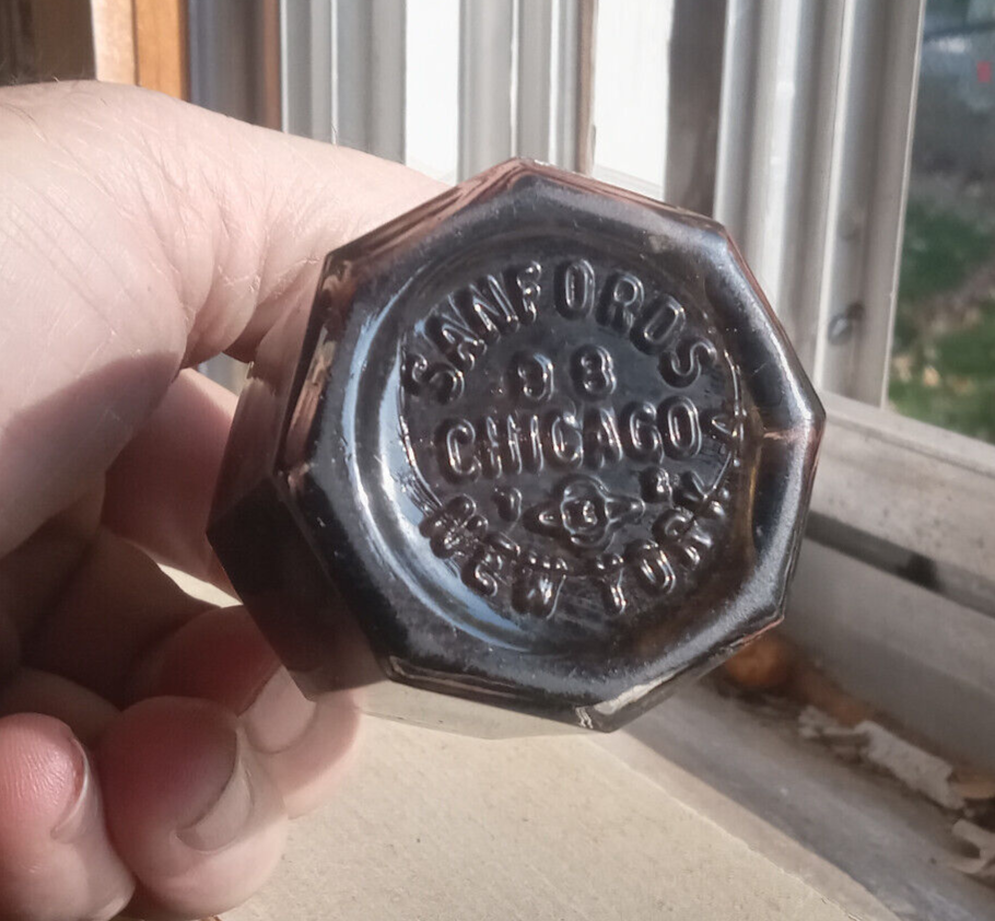 SANFORD'S CHICAGO NY EMB WITH LABEL SANFORD'S BLACK STAMPING INK 8 SIDED BOTTLE