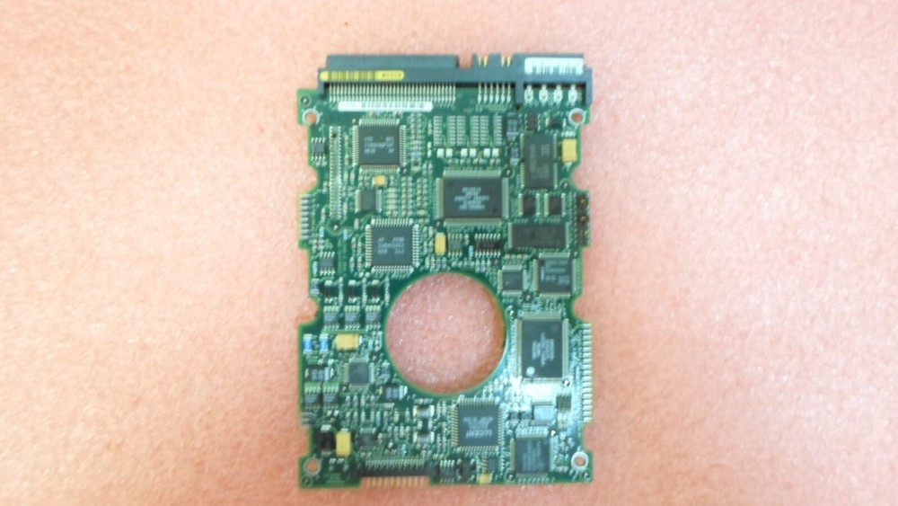 Seagate ST32550W 9B0003-021 Controller Board