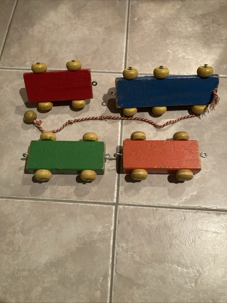 1950 Vintage Preskool Wood Pull Train