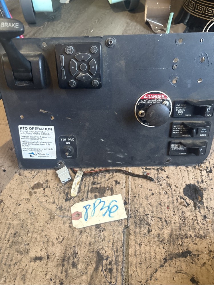 Freightliner Switch Panel Dash Panel - 22-60660-000