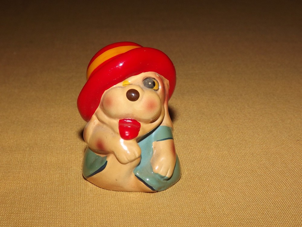 2" HIGH DOG WITH RED HAT PENCIL SHARPENER