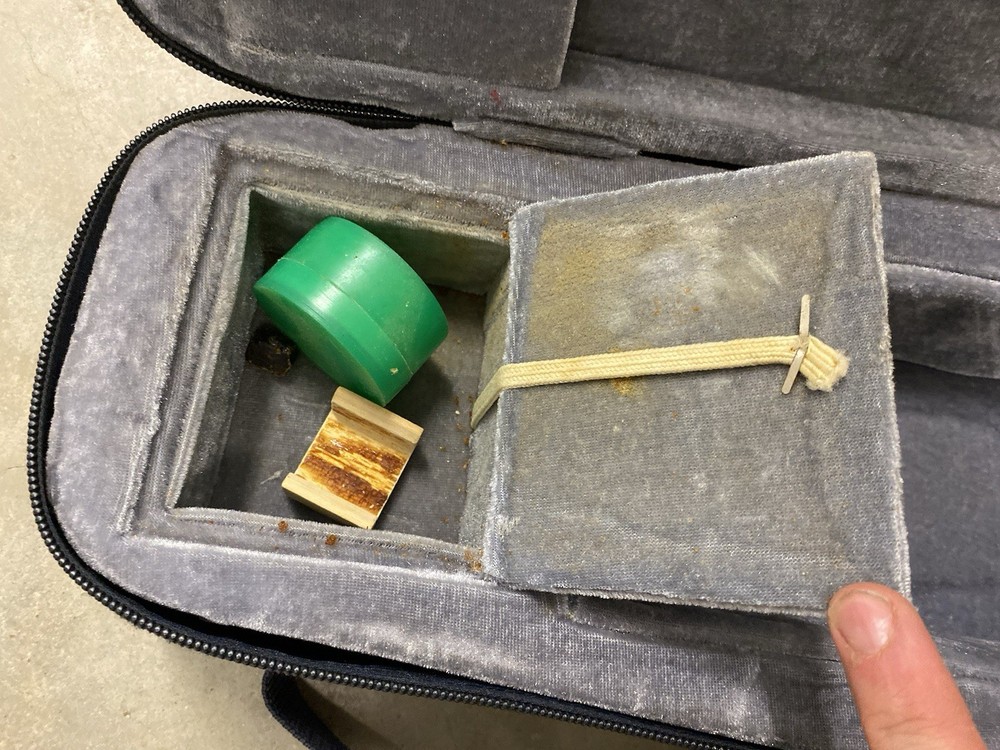 Durable Cloth Fluff Triangle Shape Case Gray/Beige Lining for Violin Blue