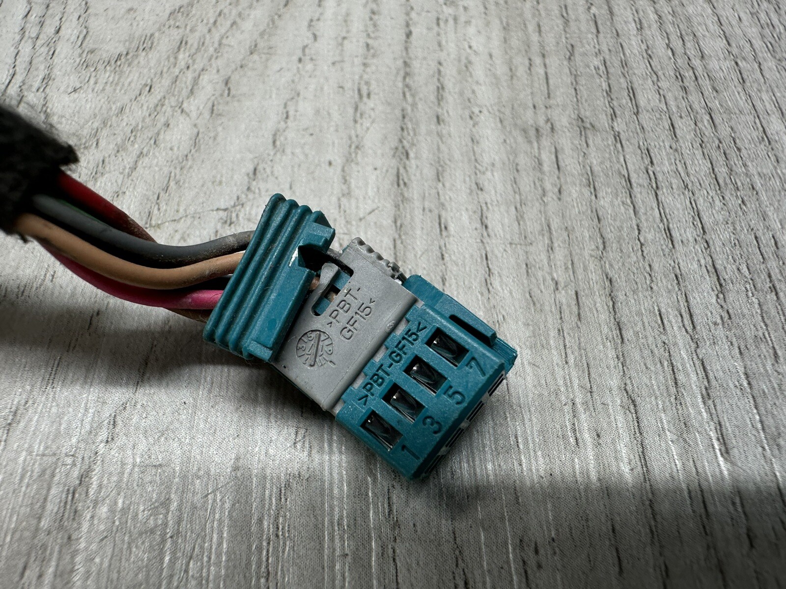 2015-2020 FORD F-150 Side View Door Mirror Camera W/ Trim Piece Left LH OE ((J))