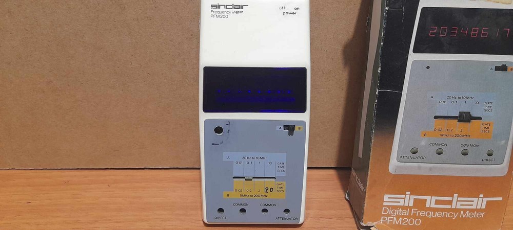Sinclair PFM 200 Frequency Meter