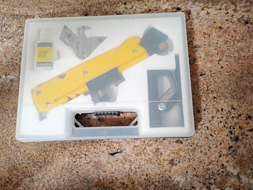Schneidol Glass Cutting Kit