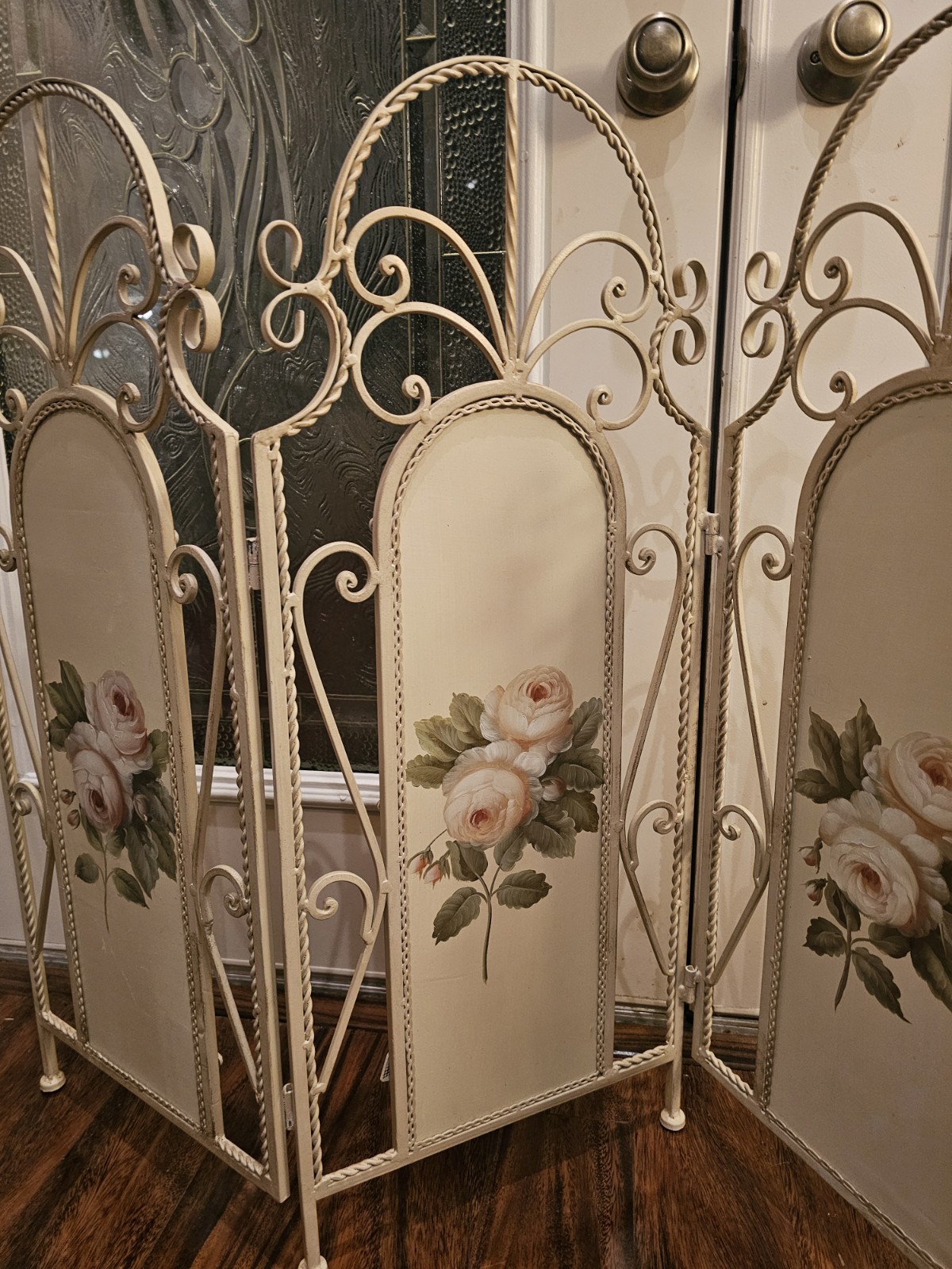 Vintage Victorian WroughtIron Short Room Divider W/Rose Panels-Very Good