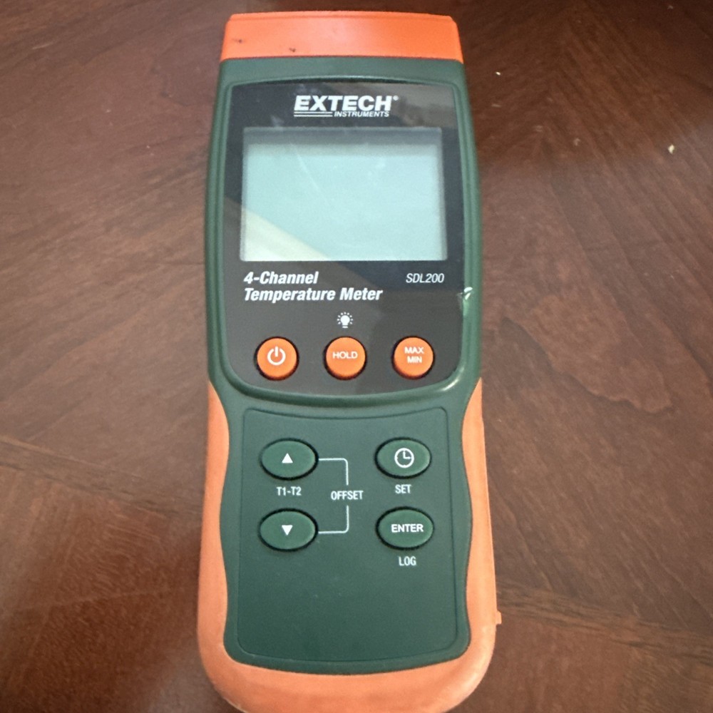 EXTECH INSTRUMENTS SDL200 Quad Channel Temperature Meter