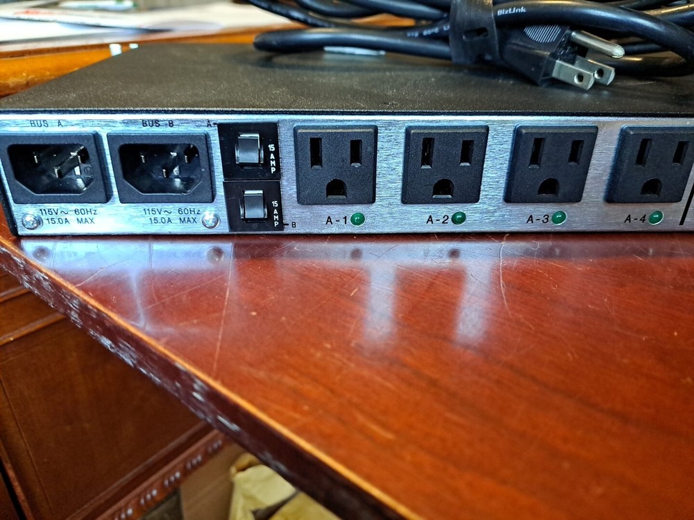 Blackbox PS568A Rackmount Remote Power Manager 8 Outlets
