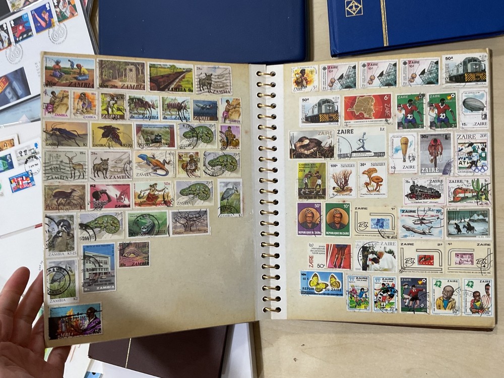 World stamps, sorting box. mixed lot. 8.4kg. DG13