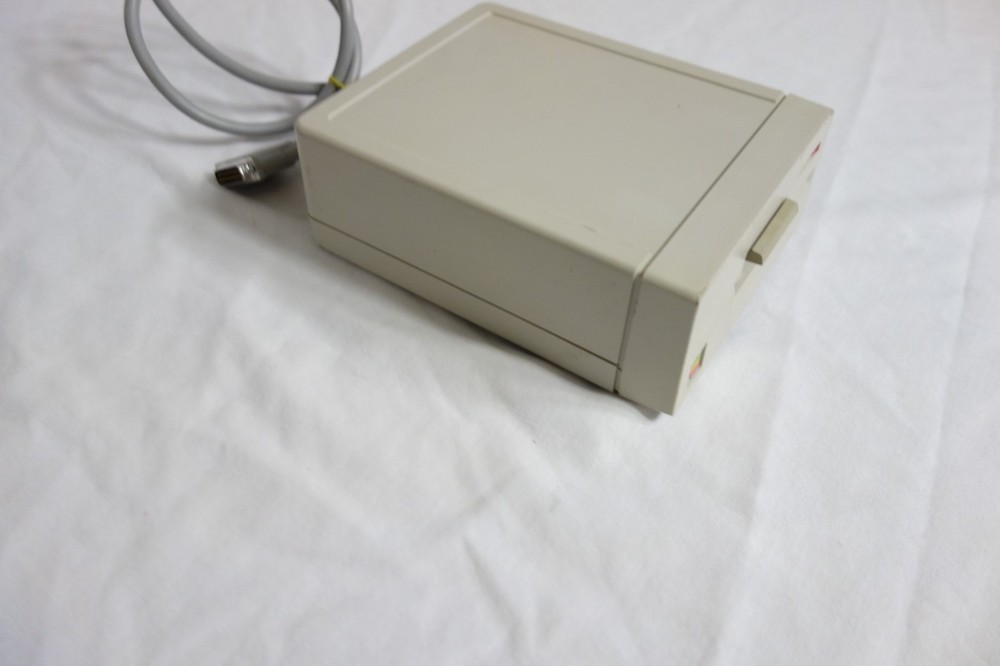 Apple 5.25" Disk Drive Model A9M0107 Vintage Computer Tested Working