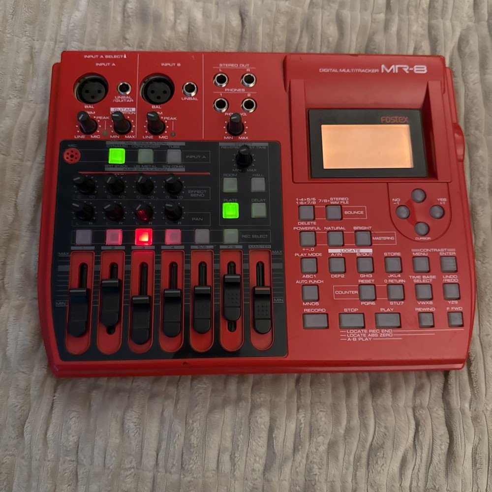 FOSTEX MR-8 DIGITAL MULTI TRACKER NO AC ADAPTER Also BATTERY OPERATED