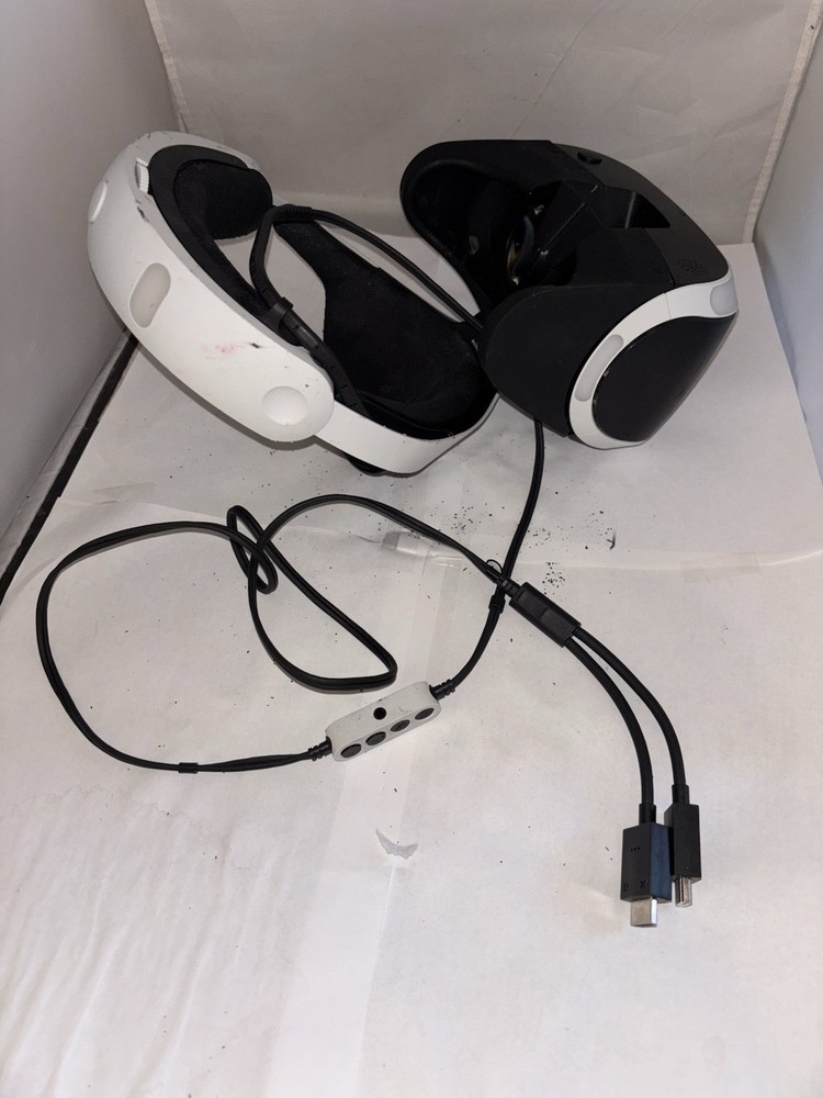 Sony PSVR Bundle Headset Camera 1 Controller 5 Games Free Shipping!