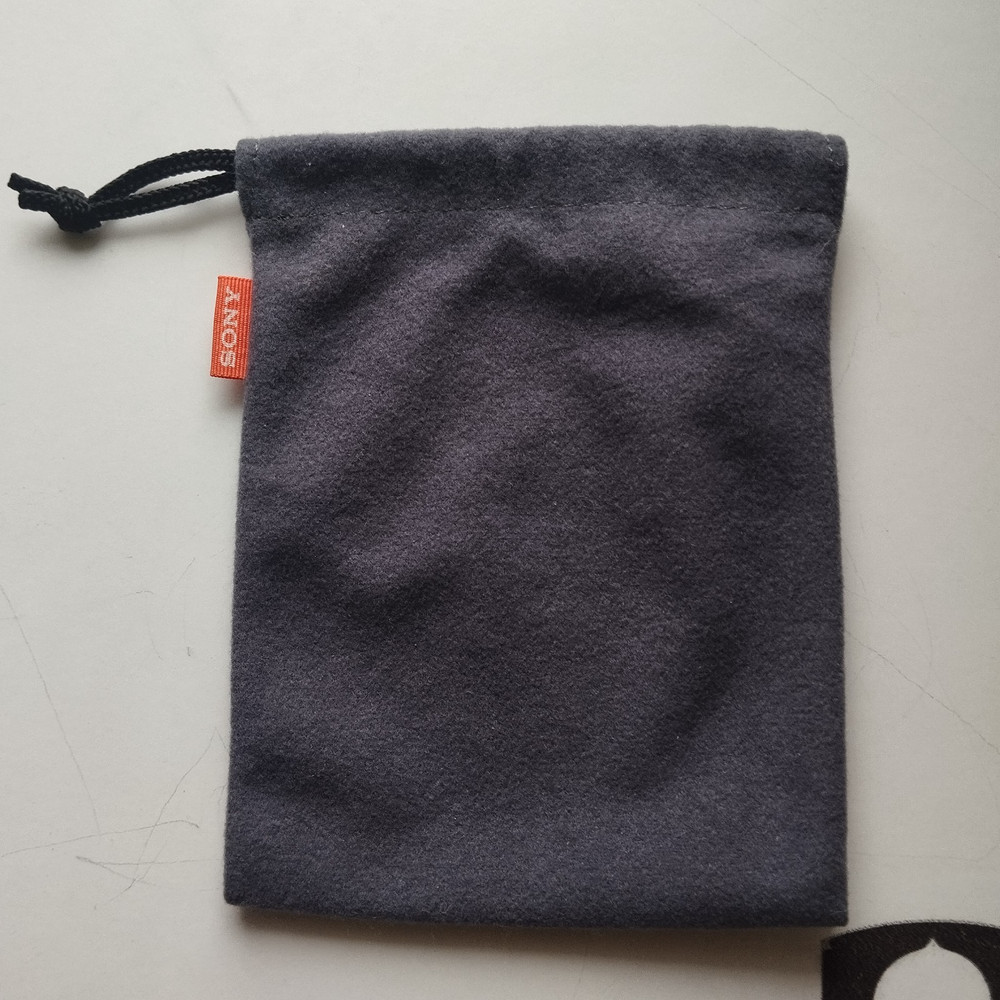 Sony Gray Portable Bag For MD Player Adjustable Straps Used