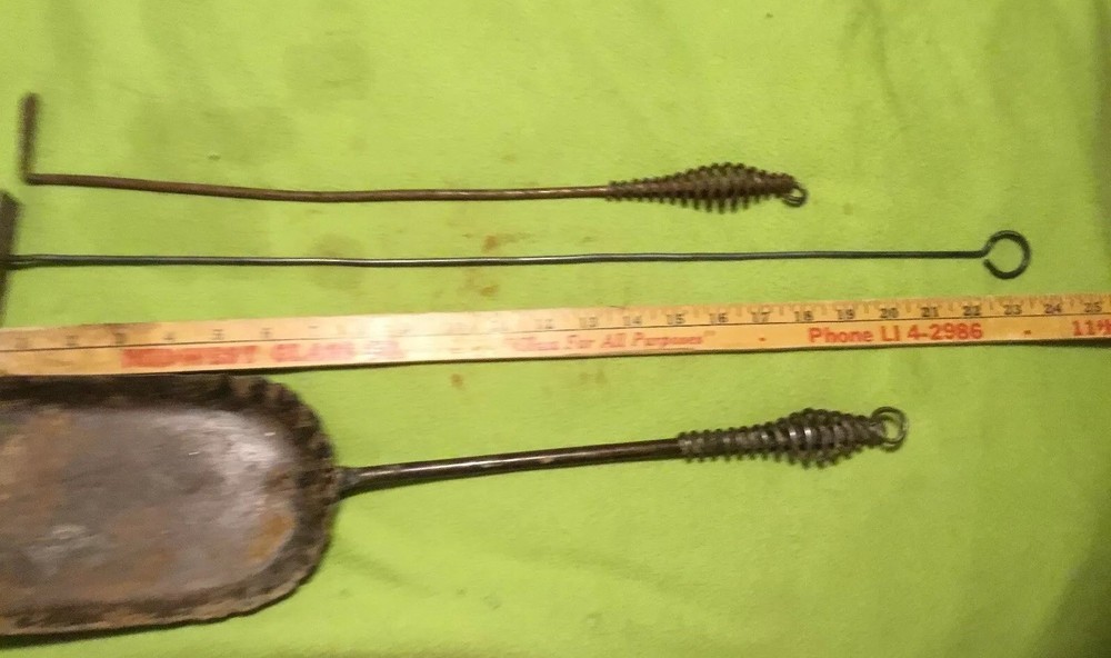 Vintage ~ Fireplace Tools ~ Metal ~ 3 Piece ~ Set