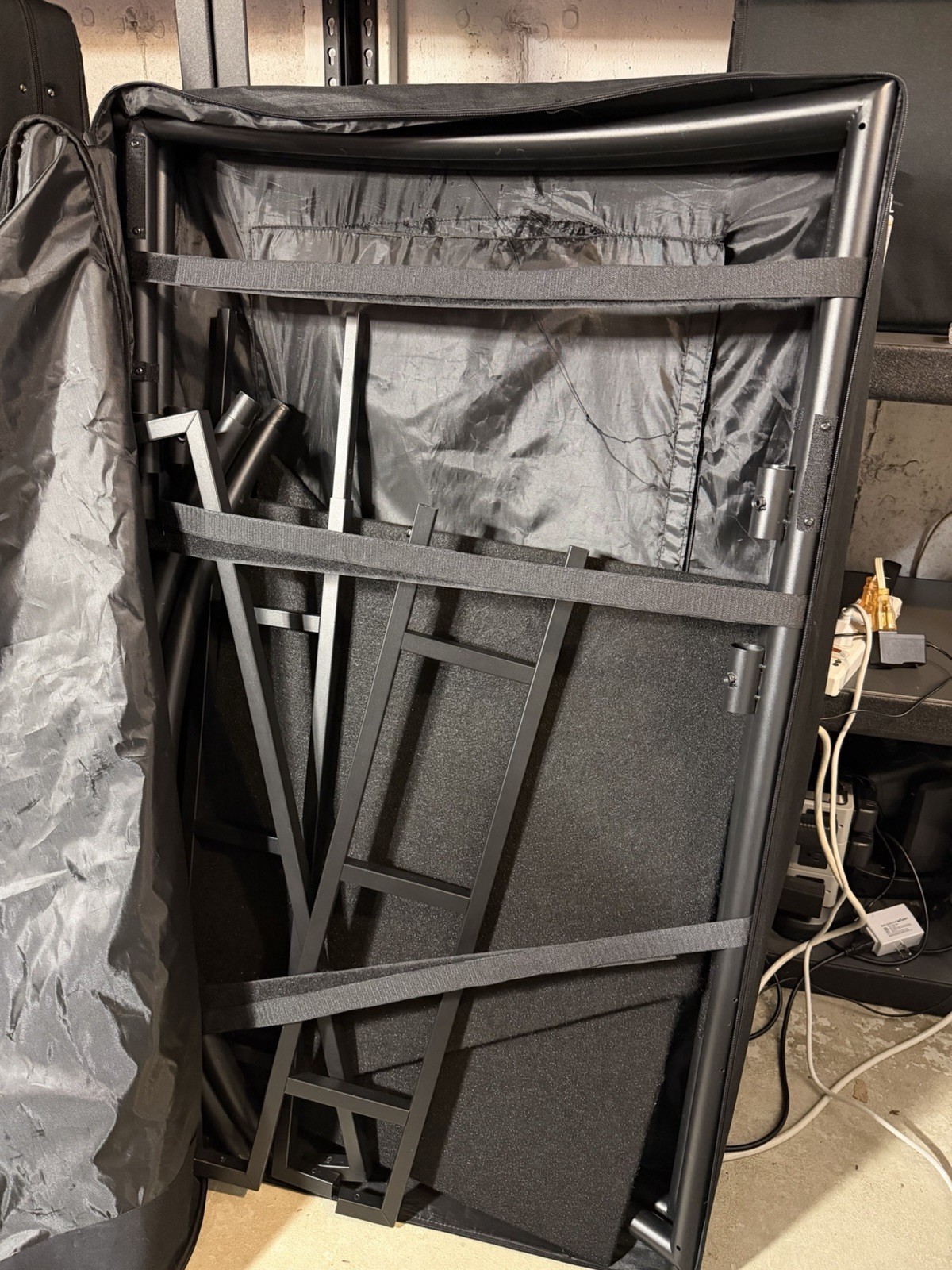 JMAZ JZ5010 Command Booth Event DJ Facade White & Black Scrims Built In Table