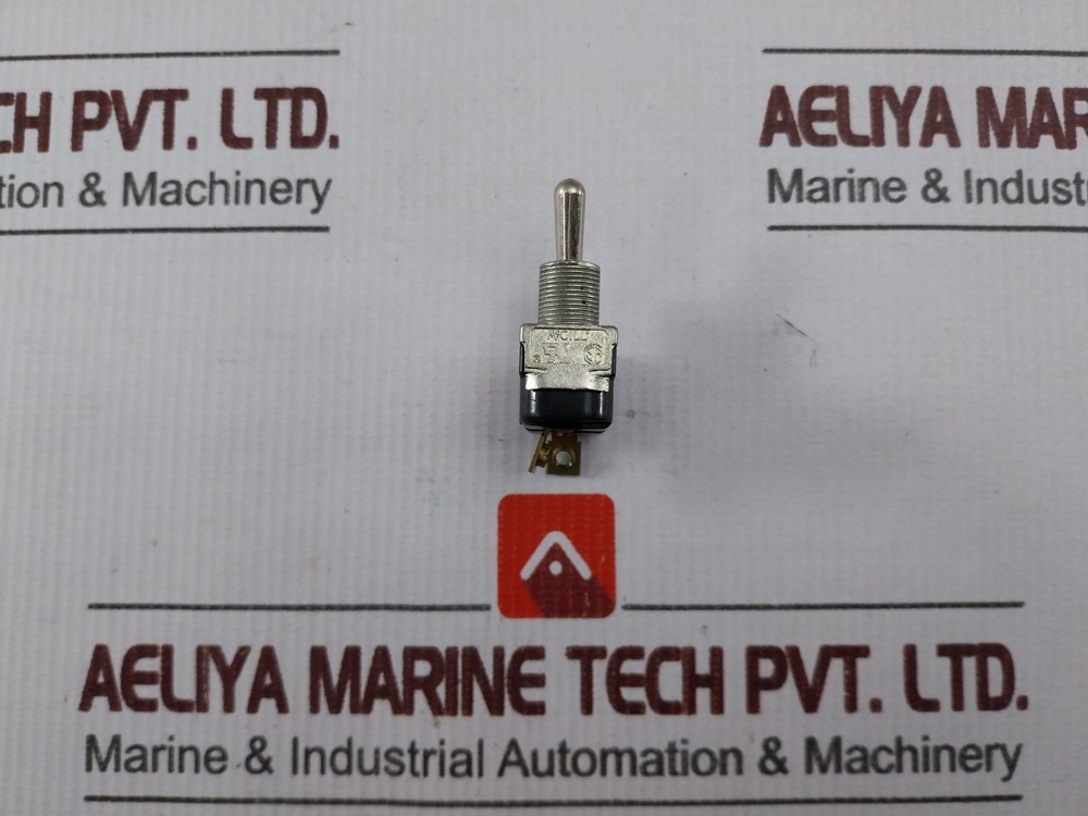 MCGILL 0090-0001 Toggle Switch 20A 250VAC