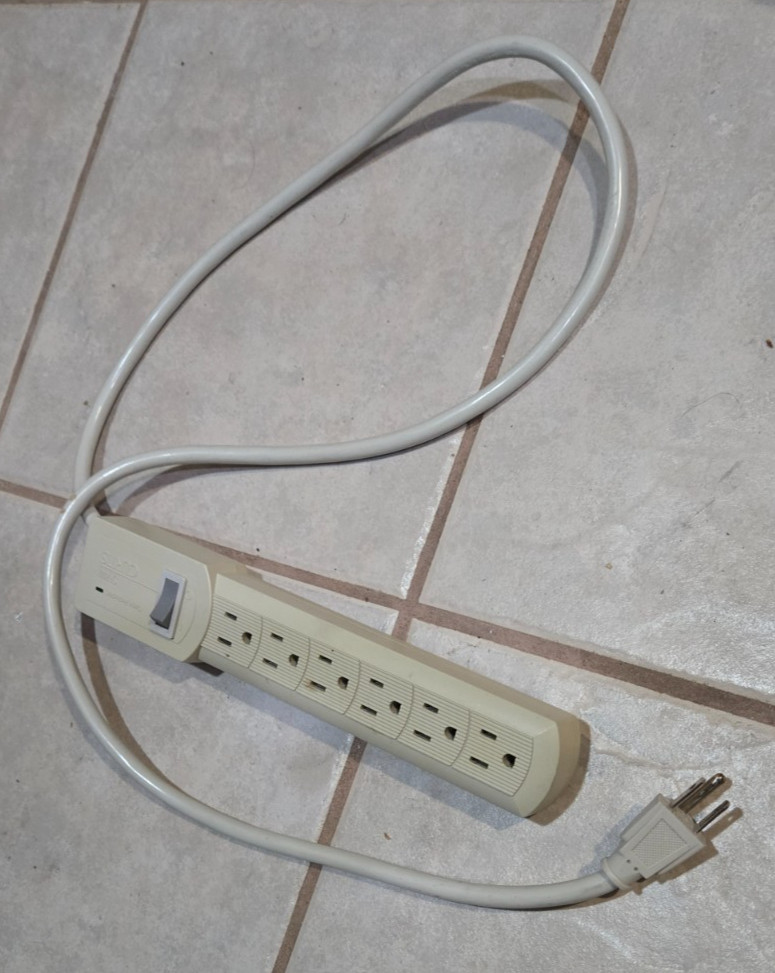 Curtis SP-700 Used, Surge Protected 6 Outlet
