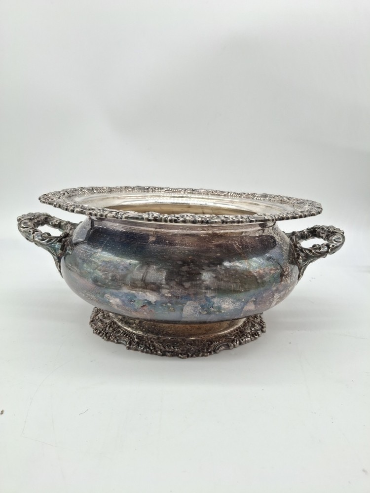 MCM Silver-Plated Tureen ​Rococo Revival, Artis "A435", 12.5"