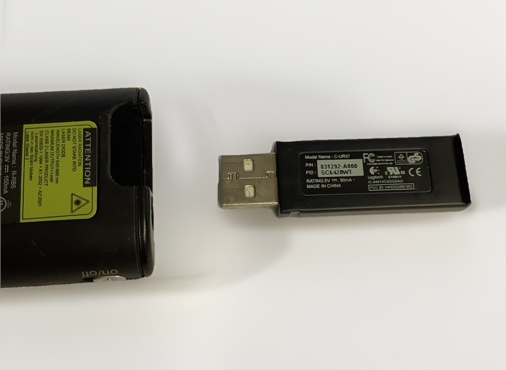 Logitech R400 Wireless Laser Presenter