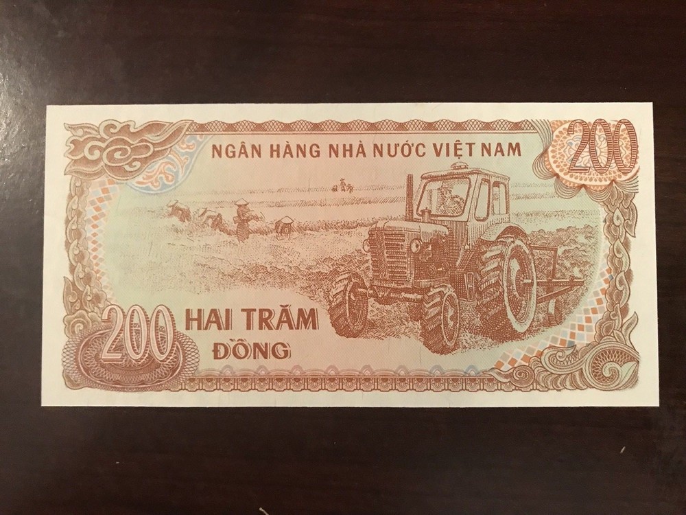1987 Vietnam 200 Dong Banknote; Crisp, Uncirculated