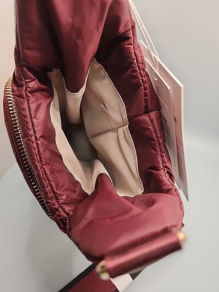 NEW Wanderfull Hydrobag in Dark Cherry