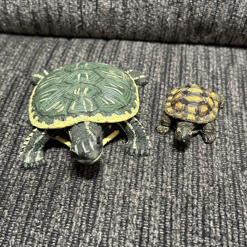 Vintage Wade Hard Plaster Resin Turtle X2