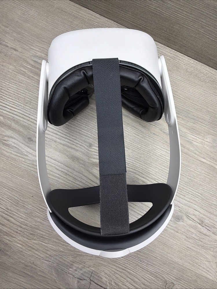 Meta Oculus Quest 2 - White - Headset Only Tested Working 64GB