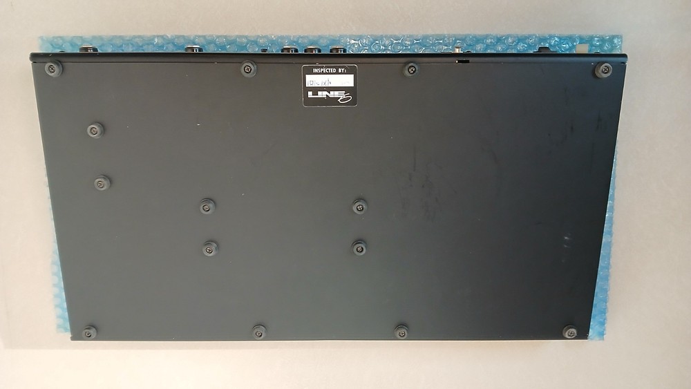 LINE 6 POD XT Live Guitar Multi-Effects