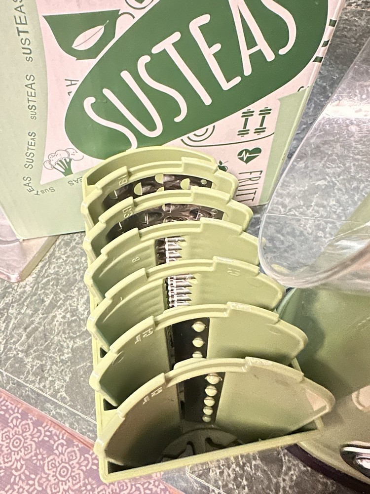 SUSTEAS Rotary Cheese Vegetable Grater 4 Different Blade Sets (missing 1 Blade)