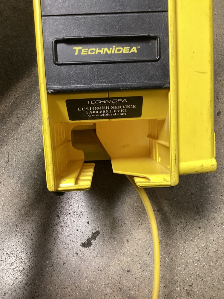 Technidea Corporation Ziplevel PRO-2000 High Precision Altimeter Quick Refrence