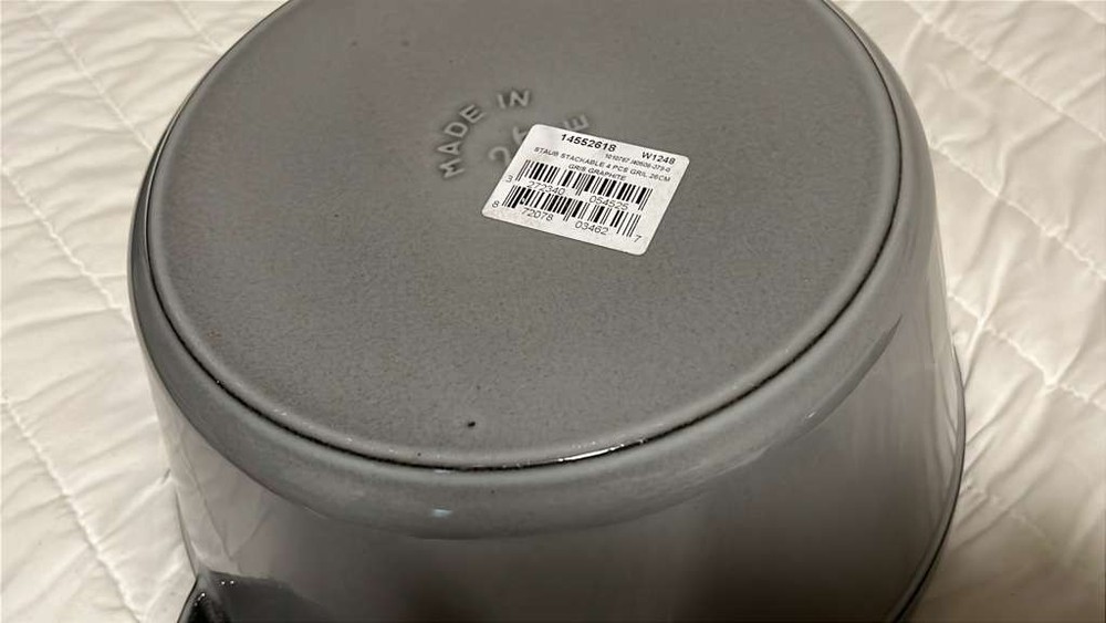 Staub Cast Iron, 5 qt, Round, dutch oven, 3-pc Stackable Set