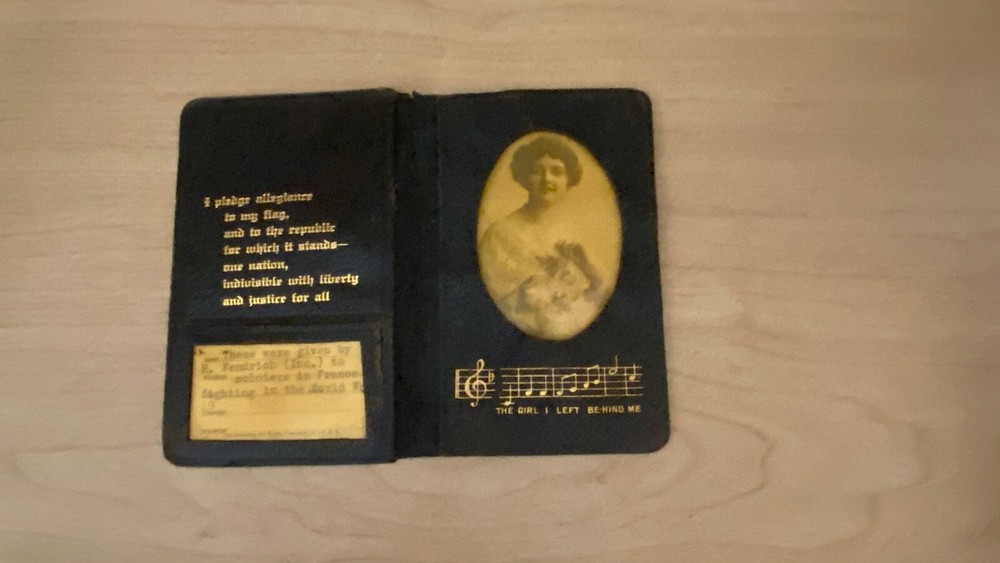 Rare WWII Vintage Photo Leather wallet