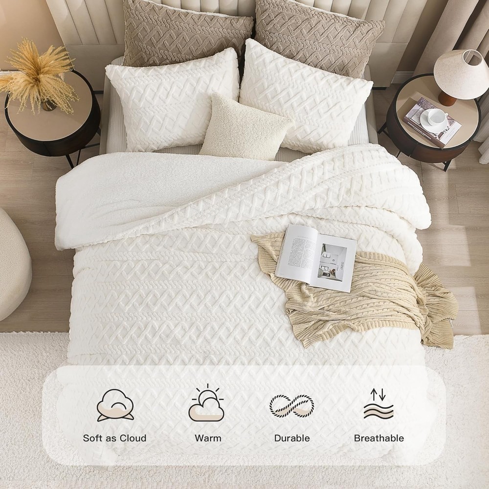 Winter-Ready Queen Comforter Set with Soft Fleece & Elegant Jacquard Design