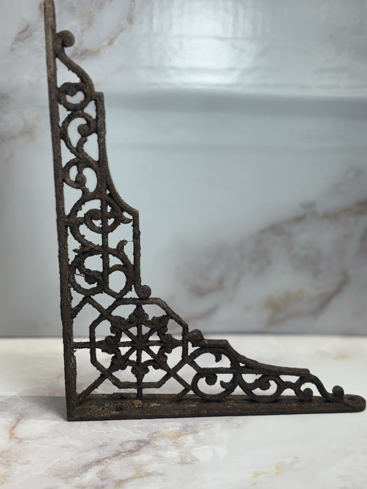 Antique Victorian Wall Bracket Cast Iron